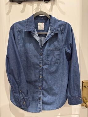 SO Blue Chambray Long Sleeve Shirt